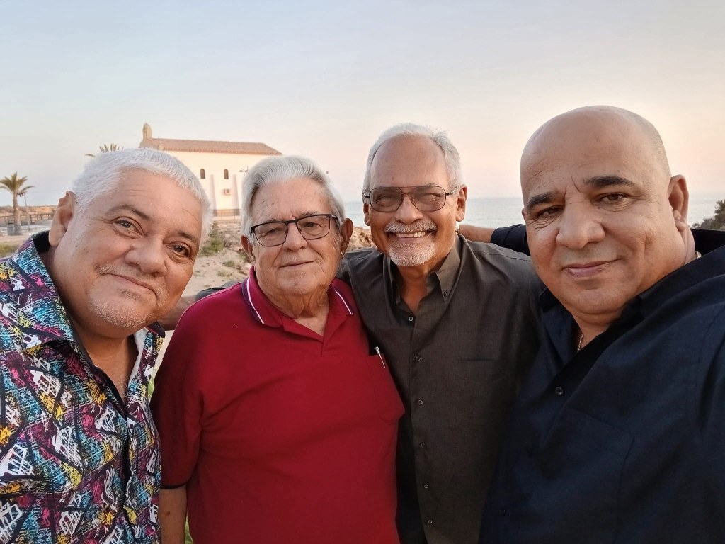 Arturo Santiago, Puerto Rico; José Martínez Sánchez, "El Taxista", España; Modesto Nieve, "Músico", Puerto Rico; Juan Antonio Díaz, Cuba.